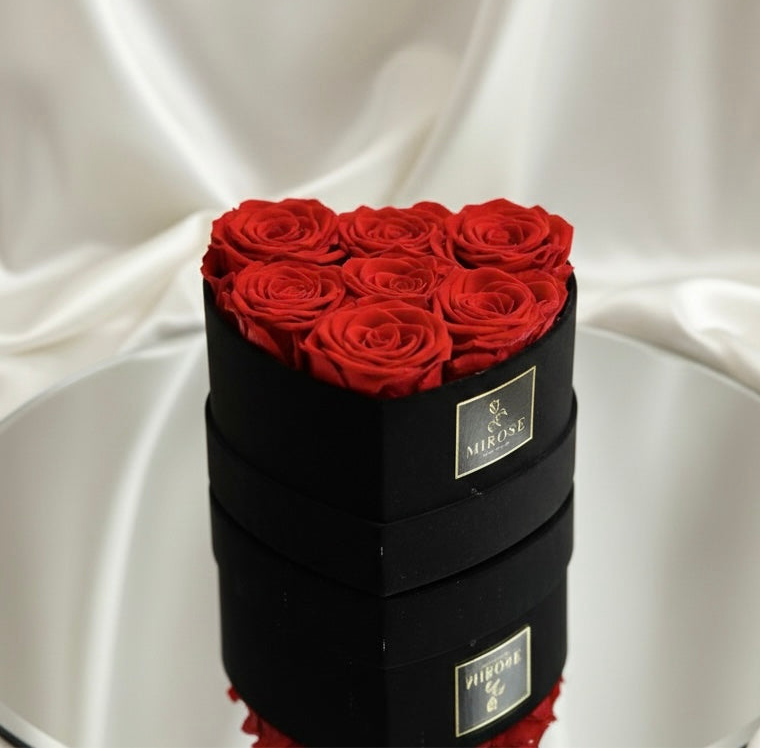 VELVET HEART 7 ROSES
