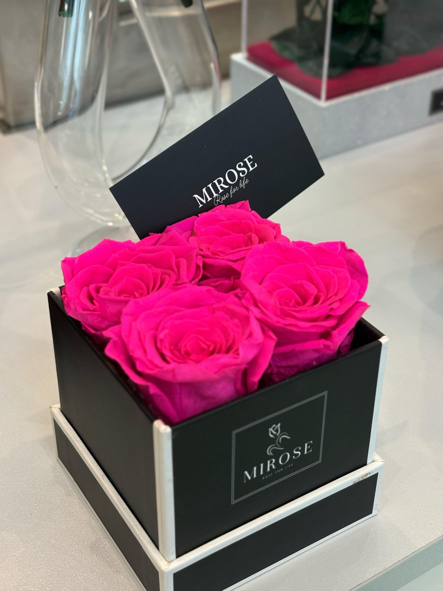 Square small box 4 Roses MIROSE ETERNAL ROSE